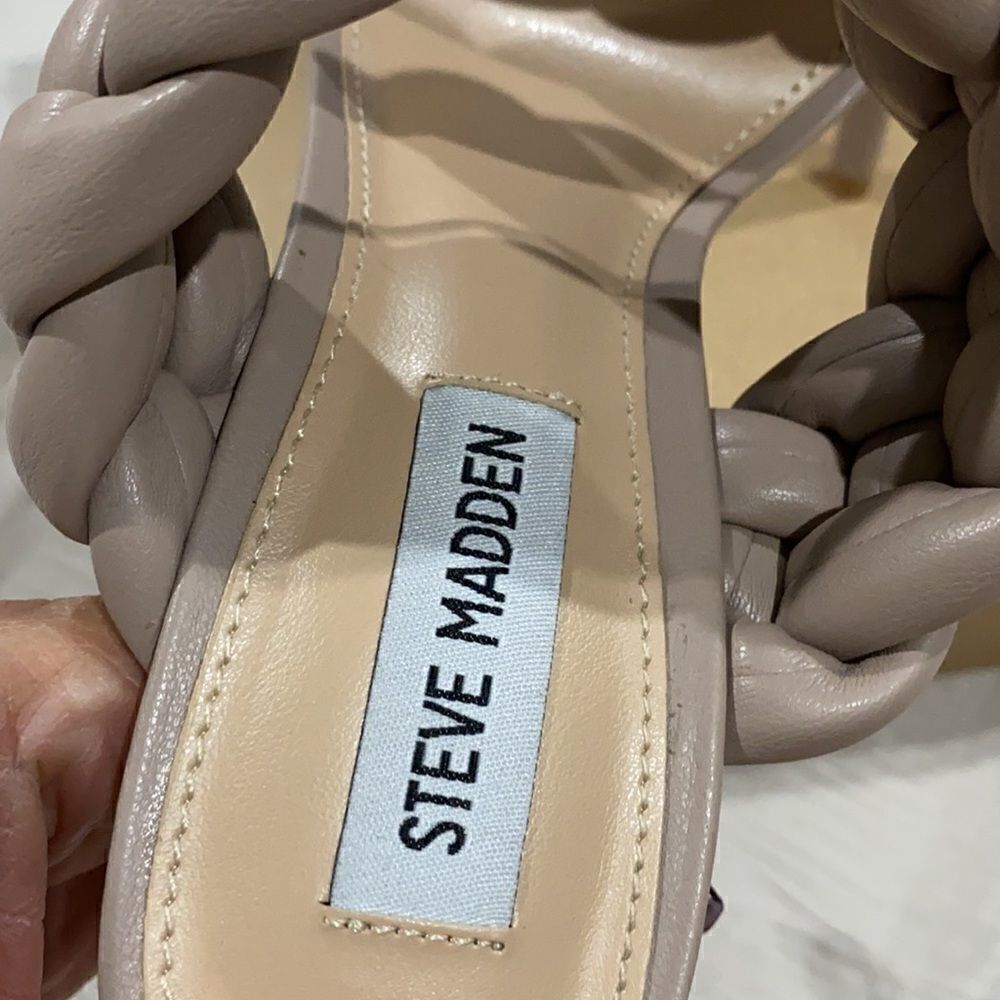 Steve Madden new sandals  - Picture 5 of 5